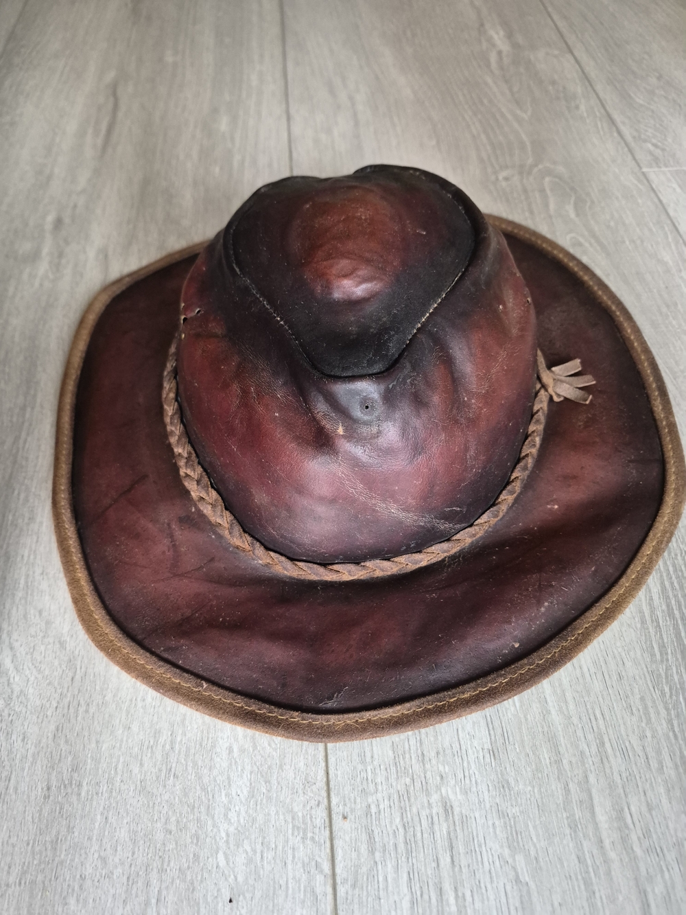 The Mad Hatters Genuine Kangaroo Skin Leather Bush Hat Australia XL